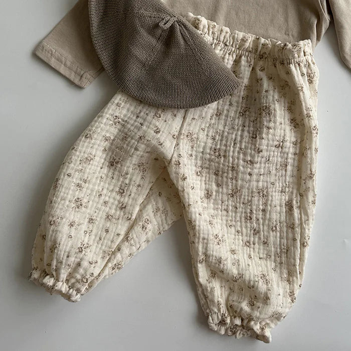 Bequeme niedliche Babyhosen 100% Bio- Baumwolle