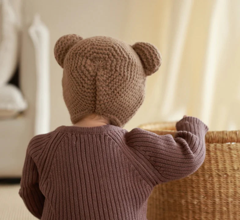 Babymütze aus Wolle für den Herbst und Winter